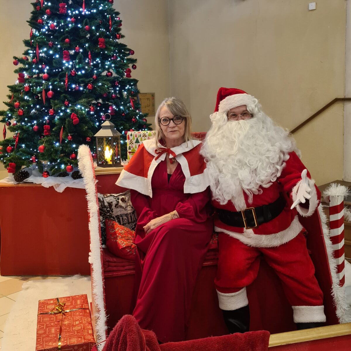 Prestation Père Noël, traineau et bonhomme de neige