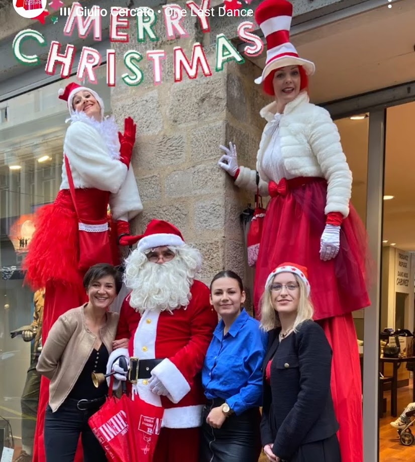 Père noël à la maison et en entreprise