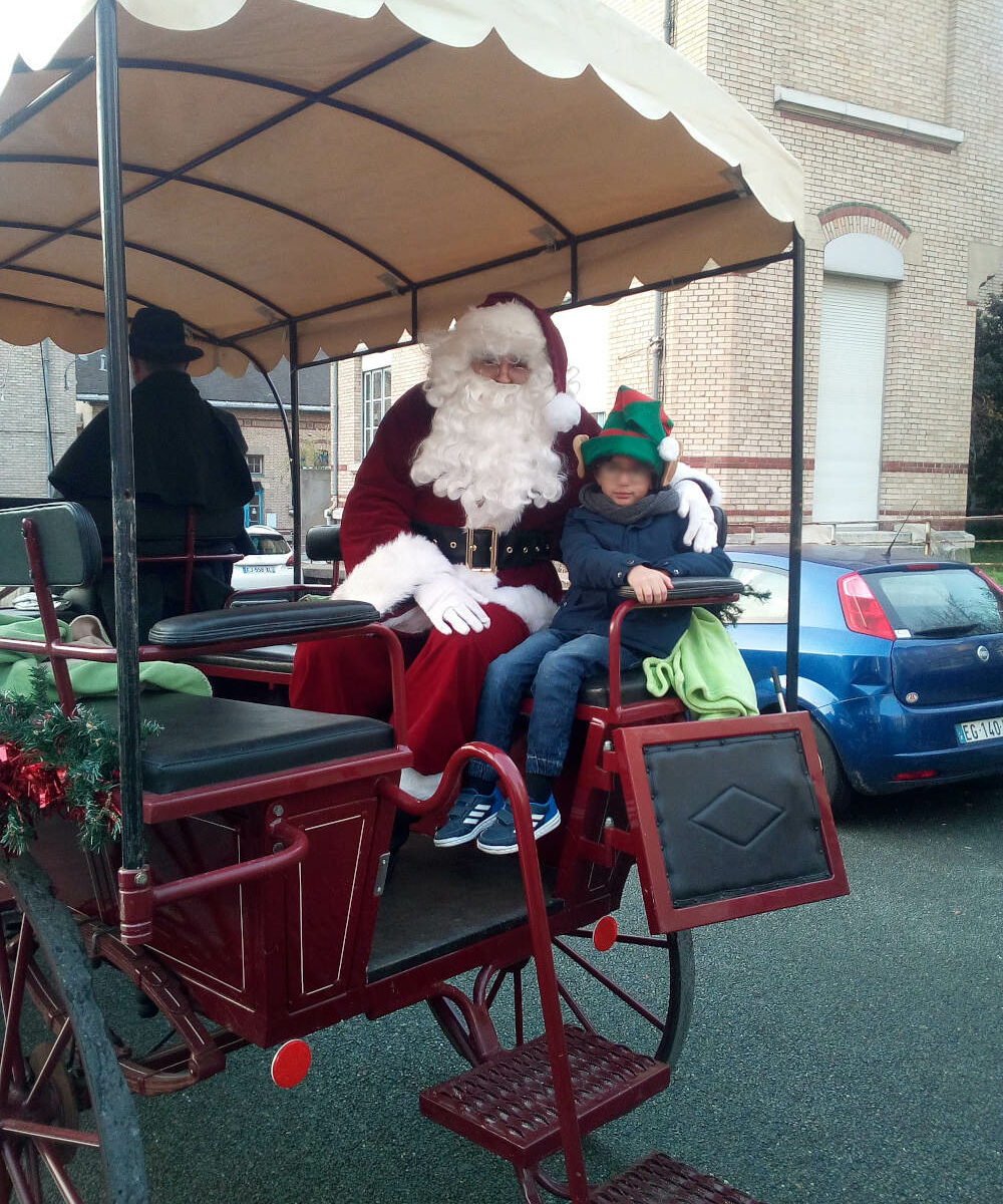 Prestation de père Noël costume de qualité CE / Marchés