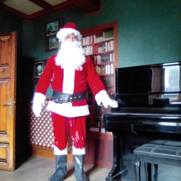 Père Noel à la maison