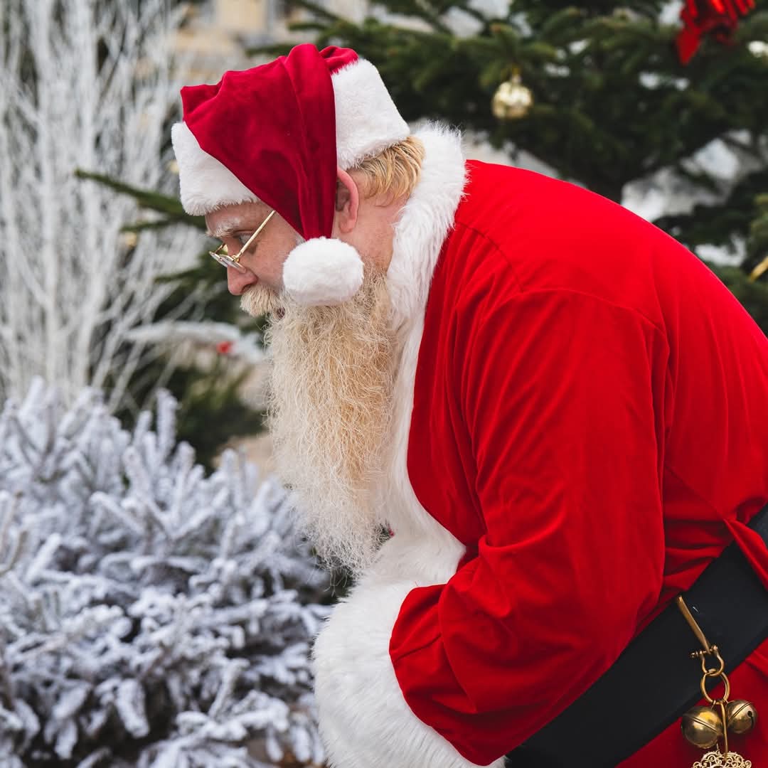 Père Noël professionnel disponible pour vos événements