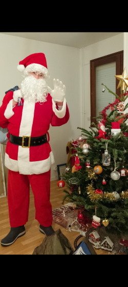 Père Noël pour tous vos évènements de fin d’année, professionnels ou particuliers. Plongez (ou replongez) dans la magie de Noël !
