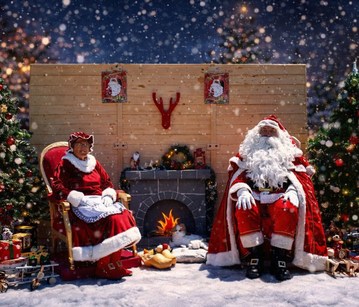 Pere noel Toulouse à domicile, Mairies, CE, location decors et stands de noel, location costumes pere noel, trones,vitrines etc.