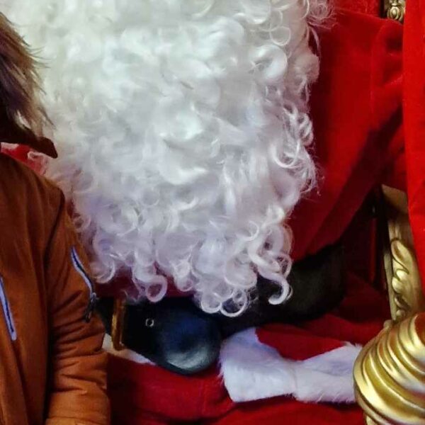 Séances photos avec le père noel , distribution de cadeaux..