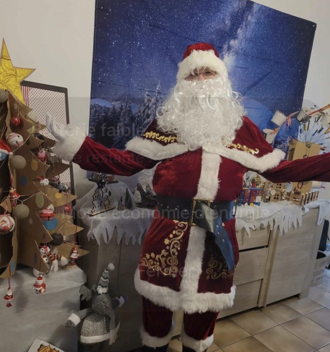 Père Noël Disponible pour vous
