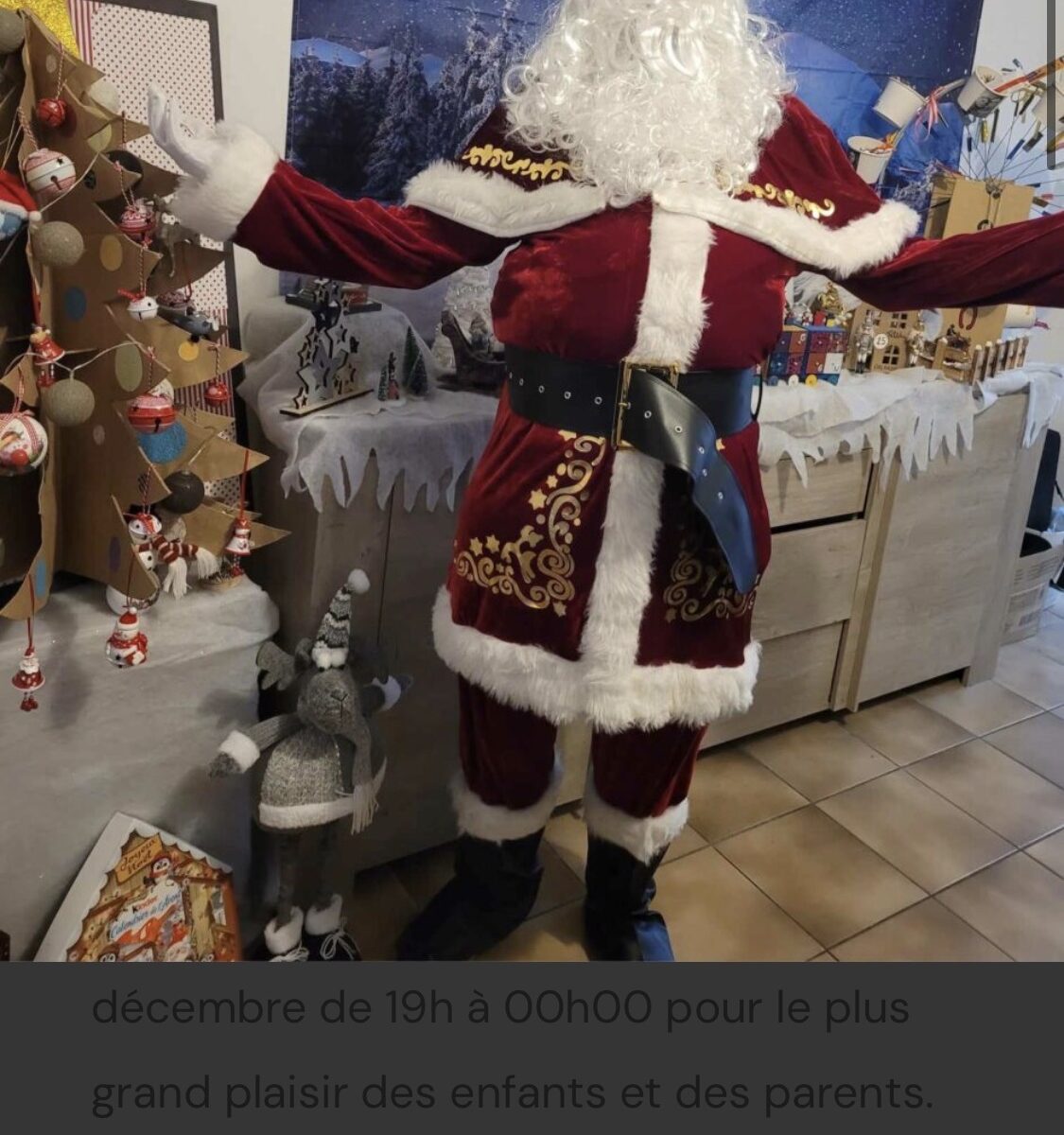 Père Noël Disponible pour vous